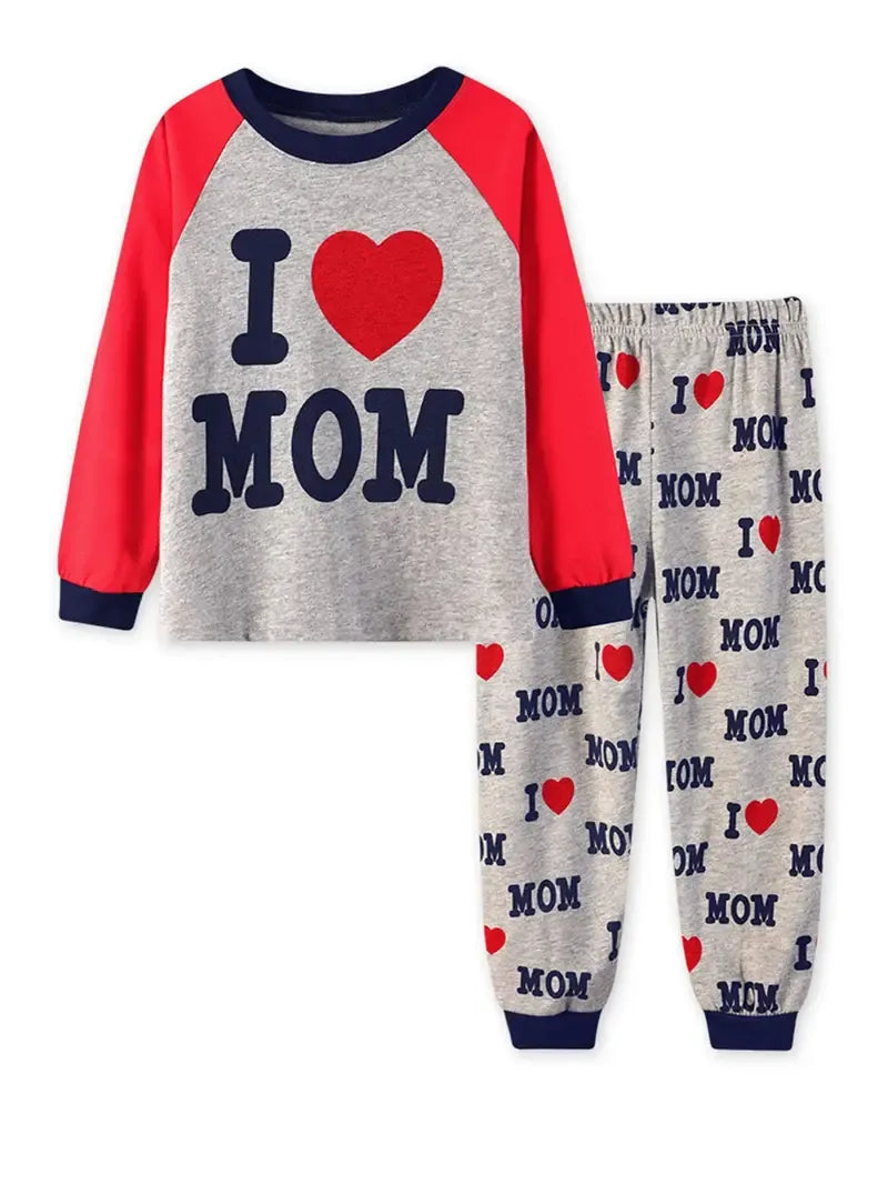 Pijama definido com "eu amo o pai" para meninos, "eu amo a mãe"